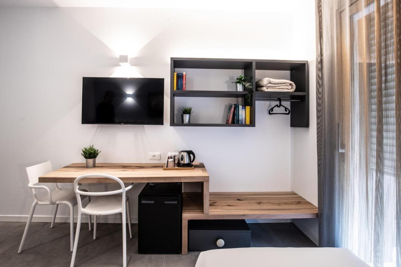 Sei Garda Apartments Песк'єра-дель-Гарда Екстер'єр фото