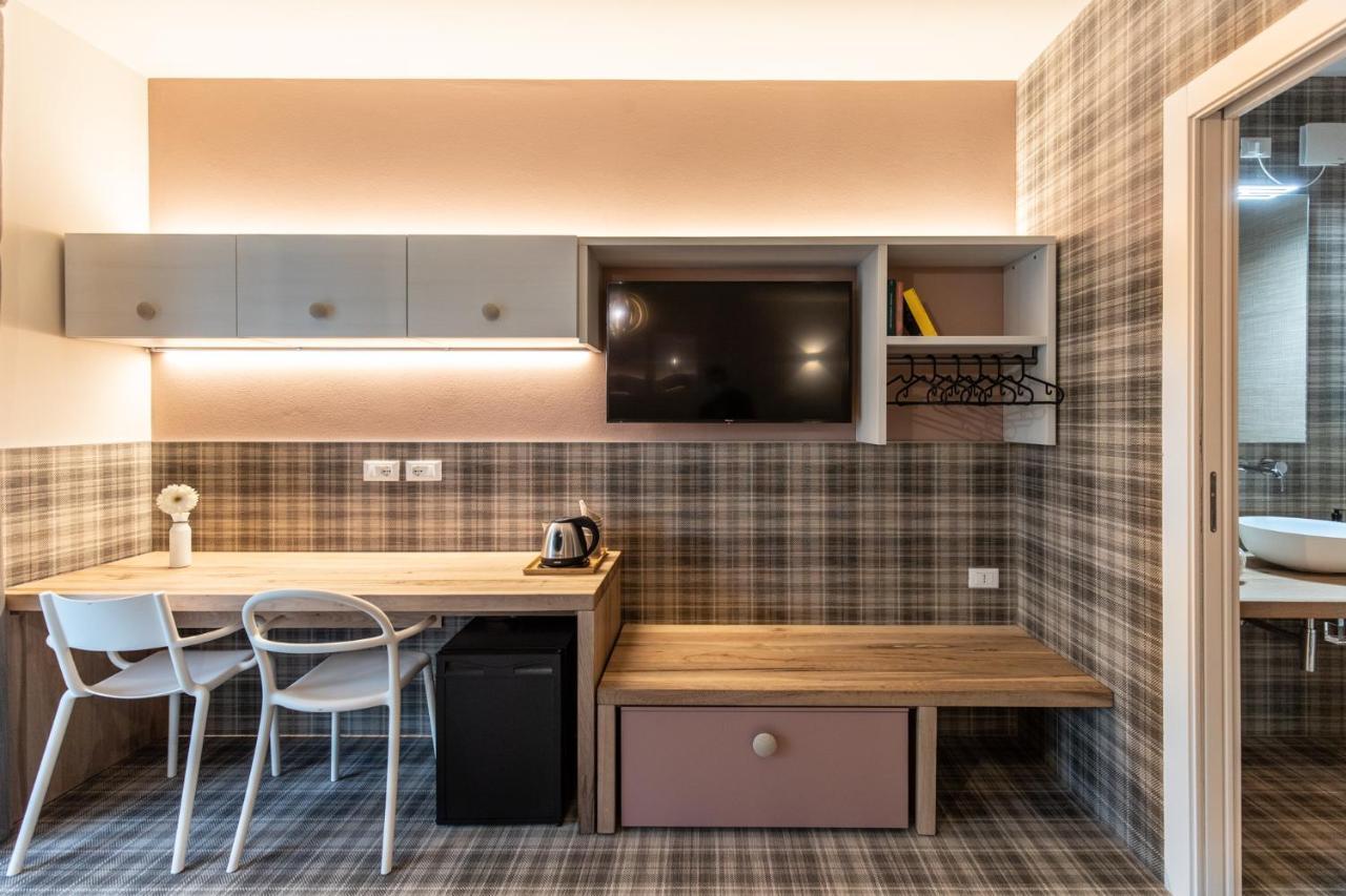 Sei Garda Apartments Песк'єра-дель-Гарда Екстер'єр фото